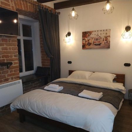 Loft апартаменти з балконом в центрі Львова Екстер'єр фото